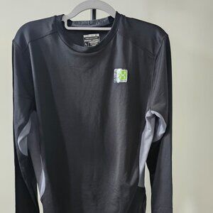 Base Layer 8.T-SHIRT. Size L Black NWT